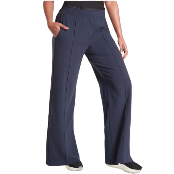 Athletes Metropolis Wide Leg Pants - Picture 1 of 10